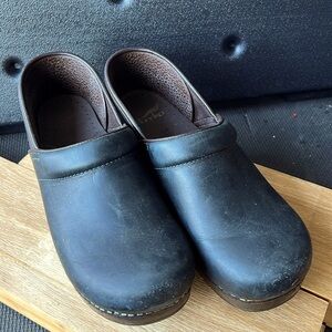 Dansko Black and Blue Professional Mules